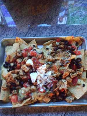 Danny's Food & Spirits