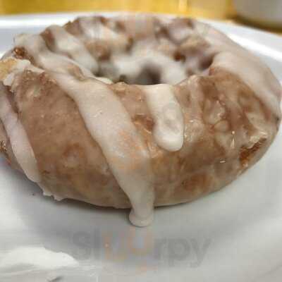 Mr. Ronnie's Famous Hot Donuts