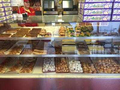 Mr. Ronnie's Famous Hot Donuts