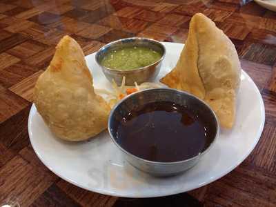 Bollywood Zing Indian Bistro And Restaurant