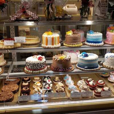 Deising's Bakery, Restaurant, And Catering