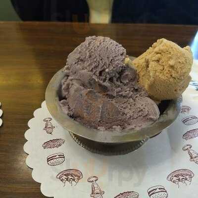 Shady Glen Dairy Store - East