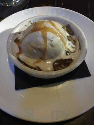 Edgewild Restaurant & Winery