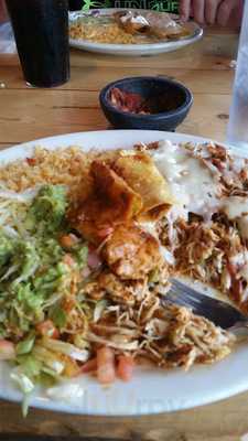 Jalapenos Bar And Grill