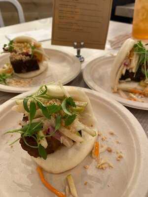 The Slummin' Gourmet