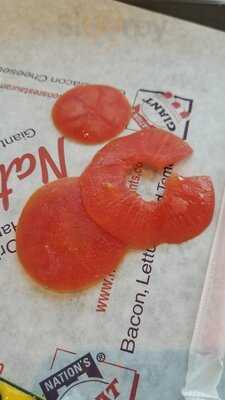 Nation's Giant Hamburgers & Great Pies