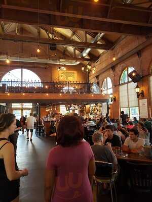 Ole Savannah Southern Table & Bar