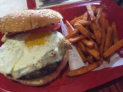 Red Robin Gourmet Burgers