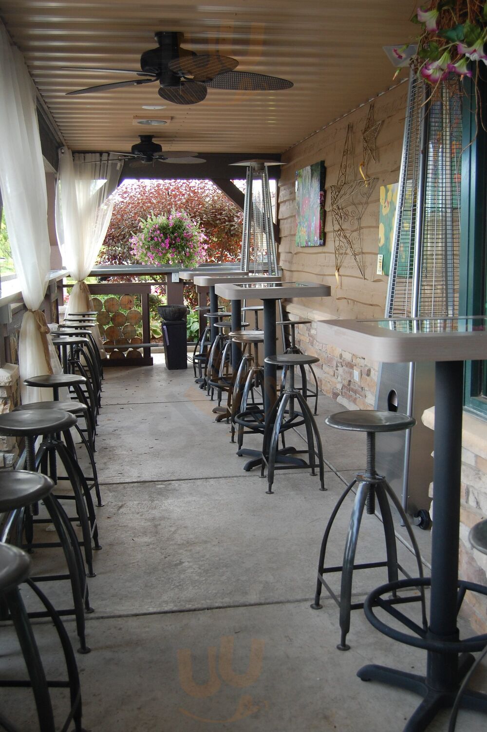 The Garden Cafe At Linton's