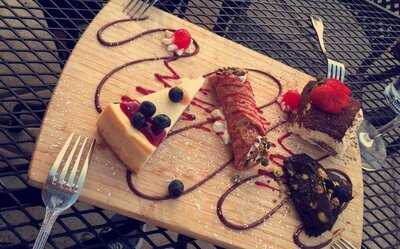 Vito's In The Valley