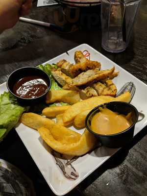 Red Robin Restaurant