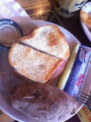 Harpo's Chesterfield