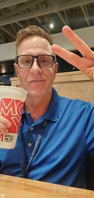 Mooyah Burgers, Fries & Shakes