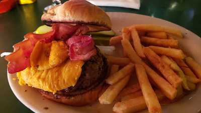 Smitty's Food & Drink