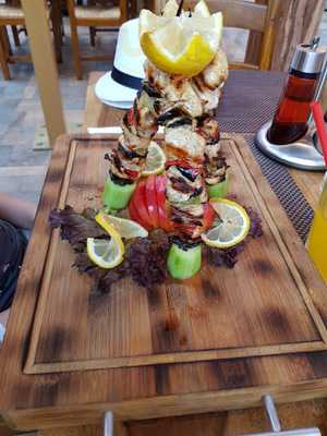 The Corner Bar & Grill