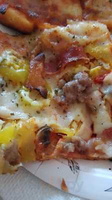 The Haus Pizzeria & Bar