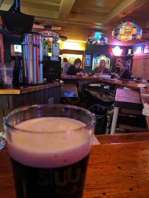 Dave's World Famous Bar