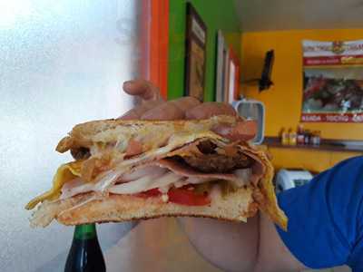 Super Tortas Chilangas Lodi Ave.