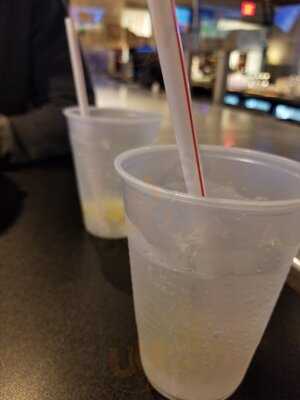 Shea's American Bar And Grill