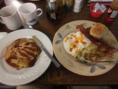 Momma Shelly's Family Cafe