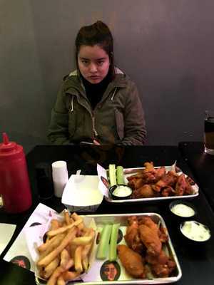 All Star Sports Bar & Grill