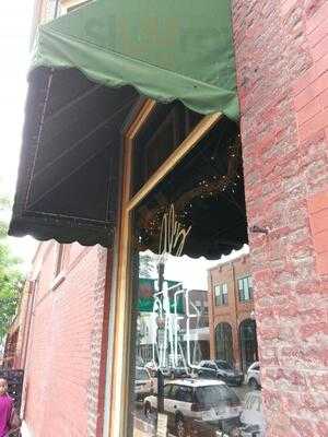 Al's Cafe & Creamery