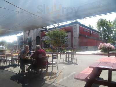 Bj's Restaurant & Brewhouse