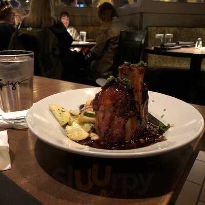 Twigs Bistro And Martini Bar