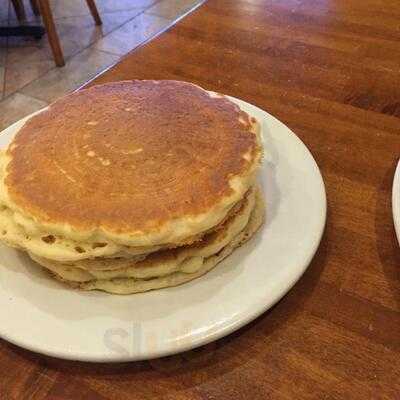 Burnt Toast 2492 N Randall Rd