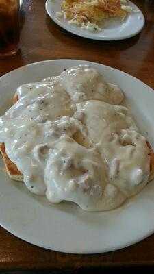 Burnt Toast 2492 N Randall Rd