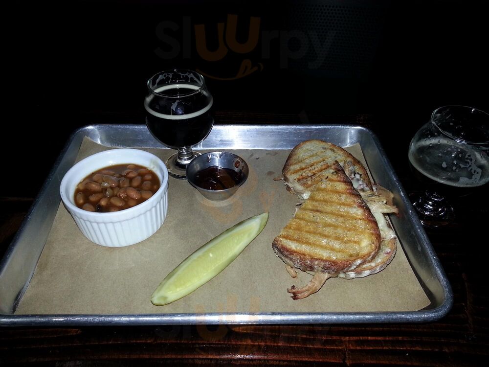Phantom Carriage Brewery & Eatery