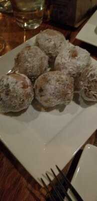 Spuntino Wine Bar & Italian Tapas