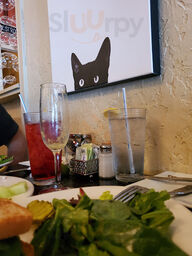 Toad Hollow Cafe