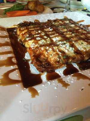 Seven Gables Restaurant & Bar