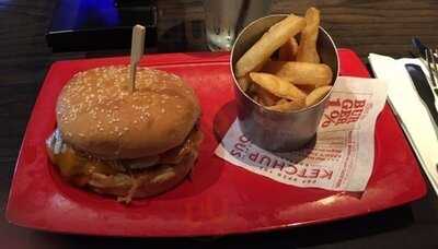 Red Robin Gourmet Burgers