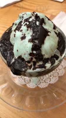 Lizzy's Homemade Ice Cream