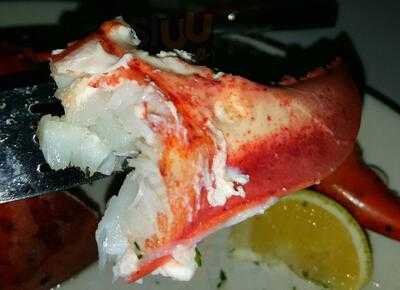 Lefty's Lobster & Chowder House