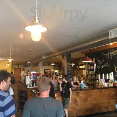 2 Alices Coffee Lounge