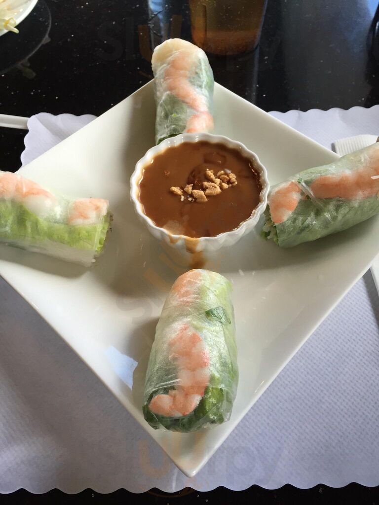 Pho Country