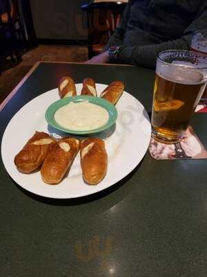 Prime Time Sports Bar & Grill