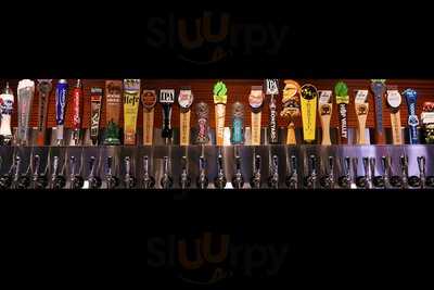 Prime Time Sports Bar & Grill