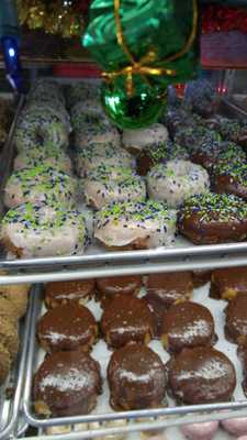 Mike's Old Fashioned Donuts