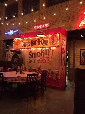 Famous Dave's Bar-b-que