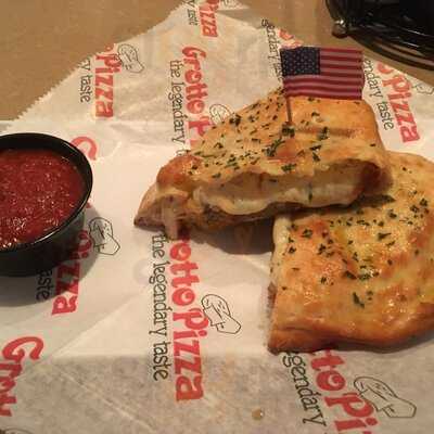 Grotto Pizza