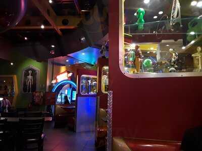 Space Aliens Grill & Bar