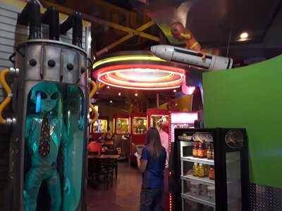 Space Aliens Grill & Bar