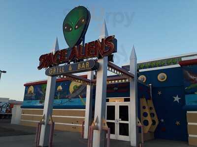 Space Aliens Grill & Bar