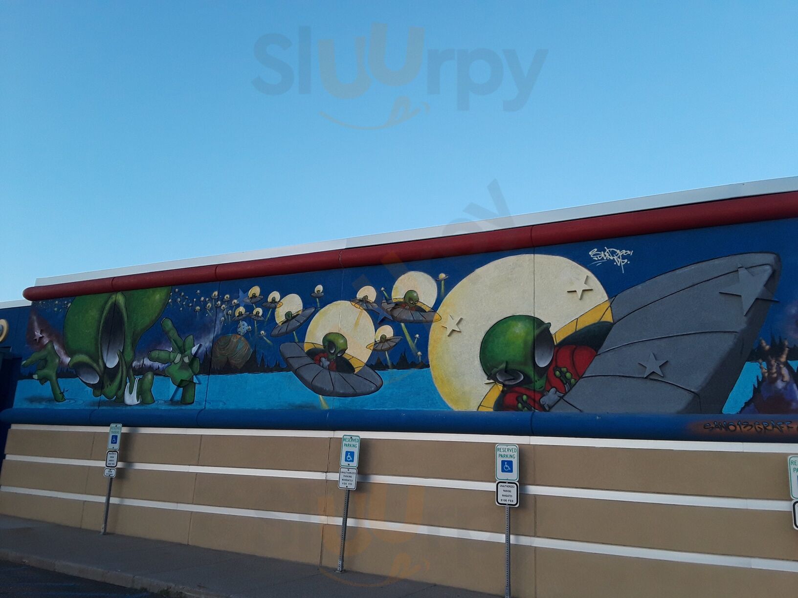 Space Aliens Grill & Bar