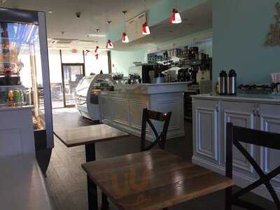 Dulce D Leche Gelato Cafe