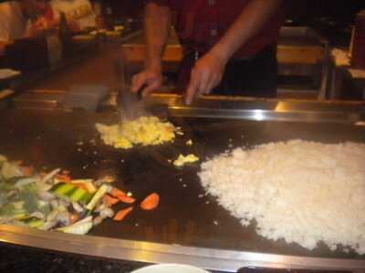 Toyo Japanese Sushi & Hibachi